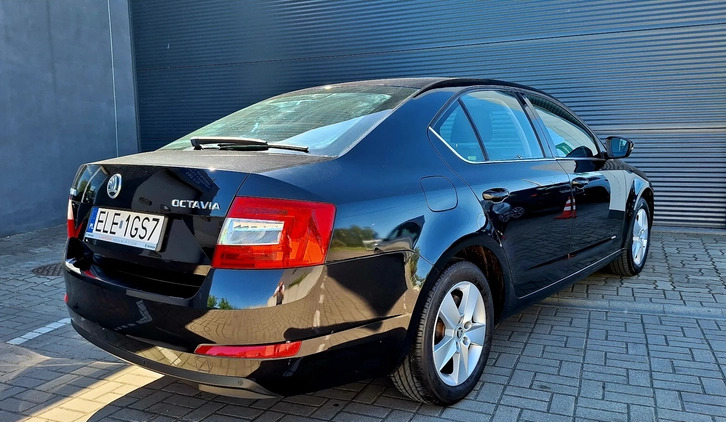 Skoda Octavia cena 33000 przebieg: 283000, rok produkcji 2014 z Czarne małe 46